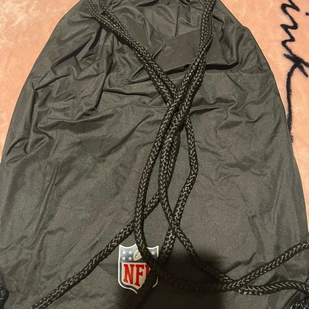 Two Drawstring backpacks - Picture 4 of 5
